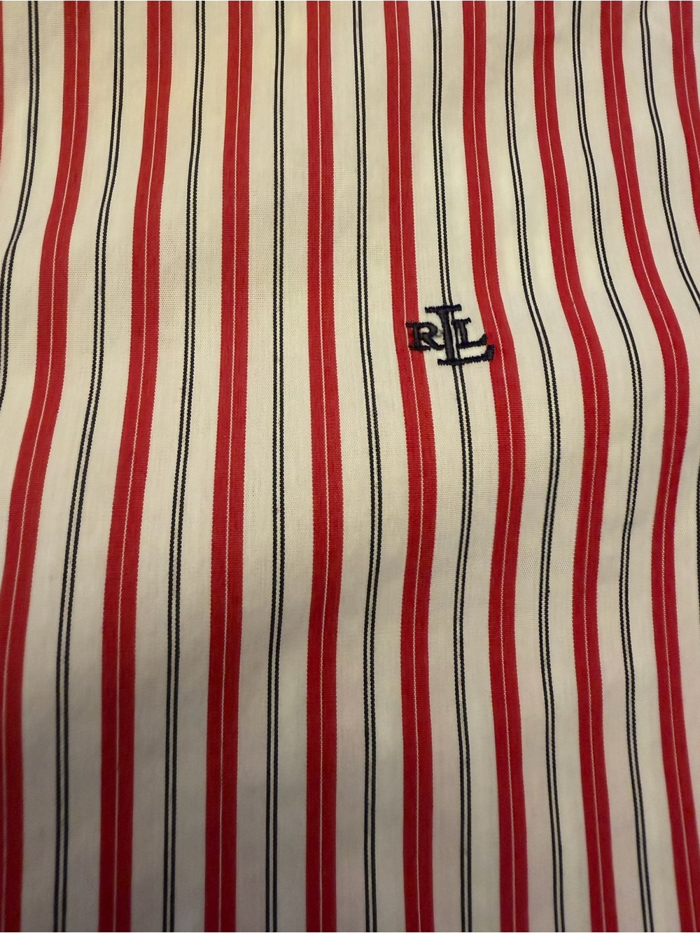 Ralph Lauren Classic Red & White Striped Button-Down Shirt - Wrinkle Free. M - Picture 4 of 8